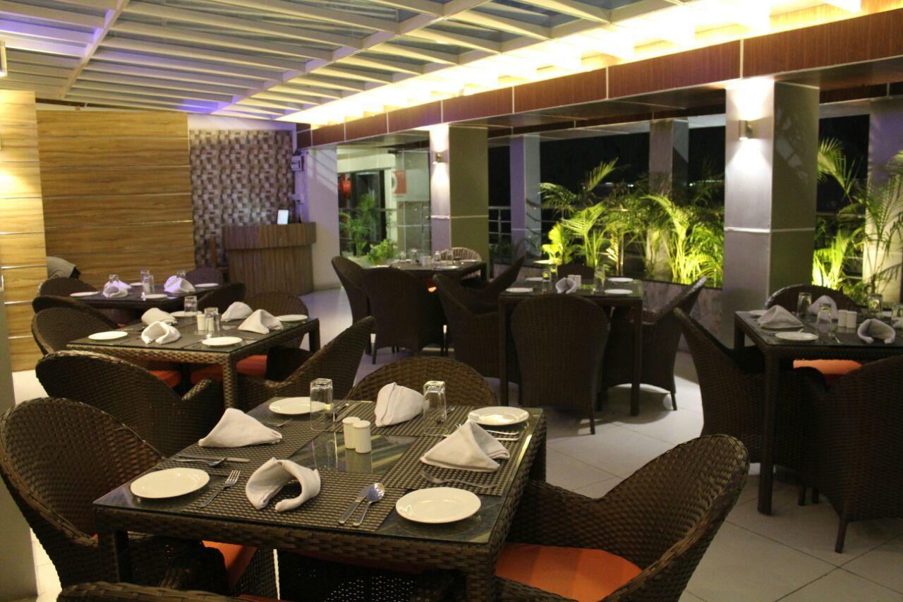 Imperial Clarks Inn Dehradun Exterior foto