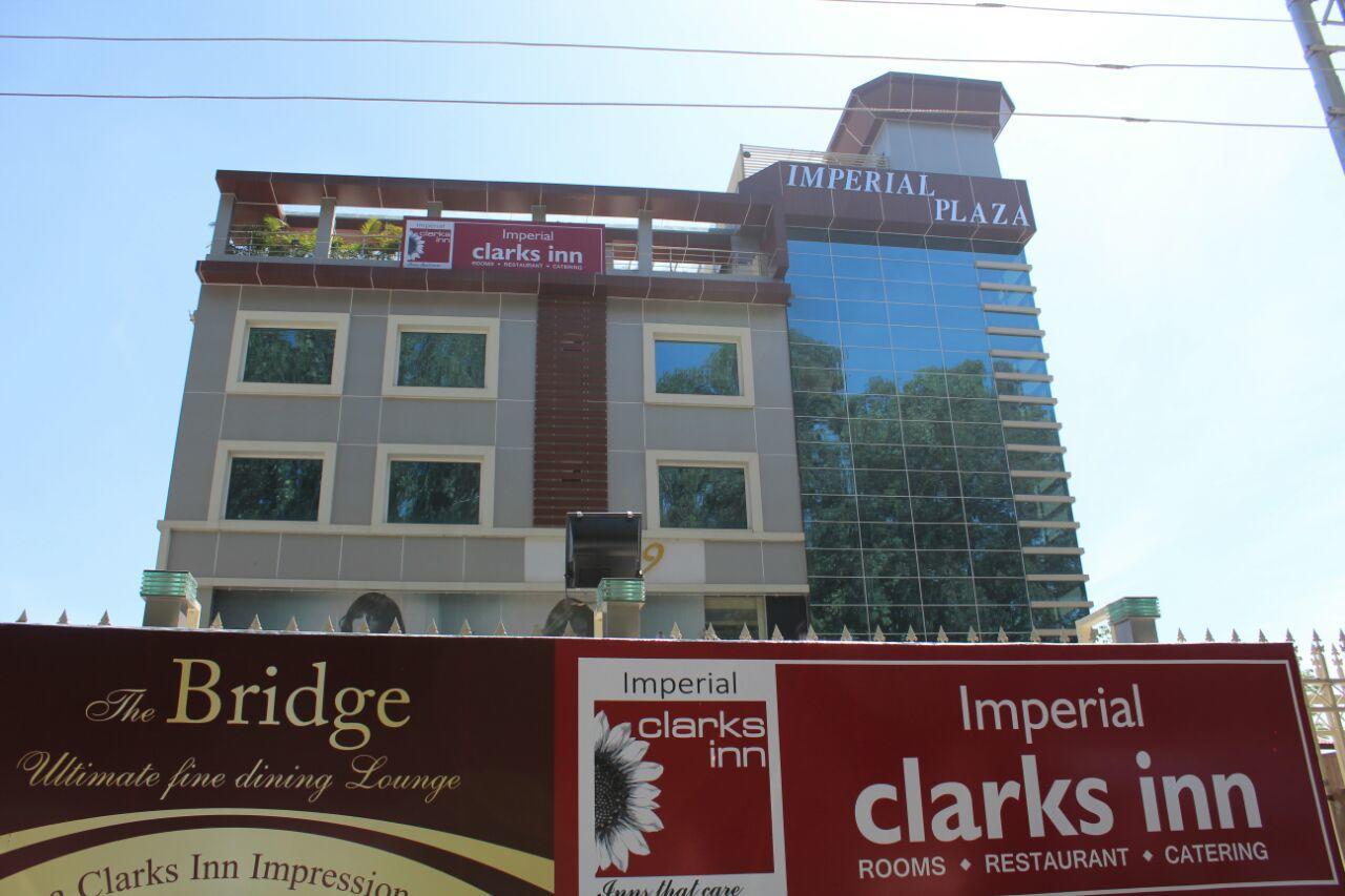 Imperial Clarks Inn Dehradun Exterior foto